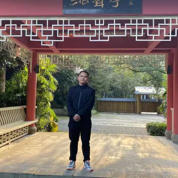 重庆30岁单身帅哥真诚找对象-南通征婚相亲网