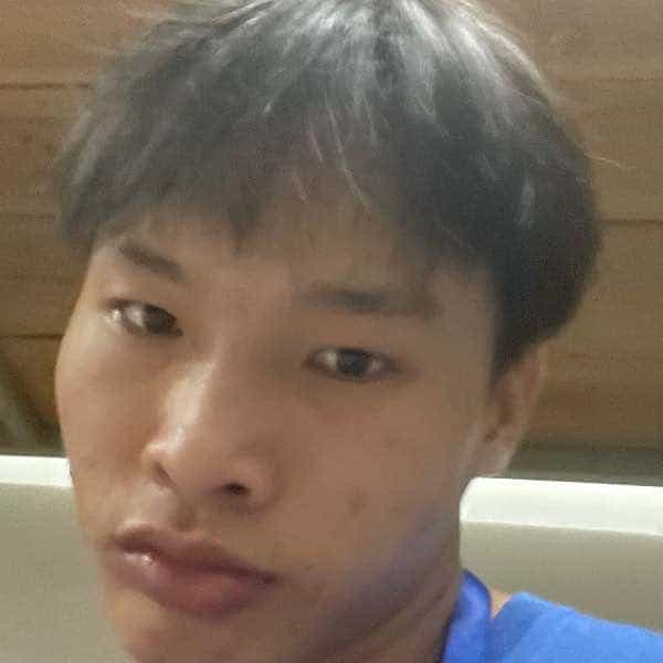 海南19岁单身帅哥真诚找对象-南通征婚相亲网