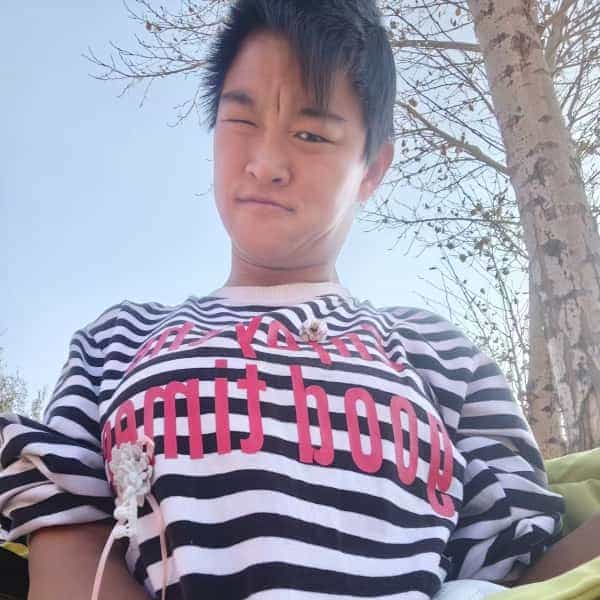 内蒙古24岁单身美女真诚找对象-南通征婚相亲网
