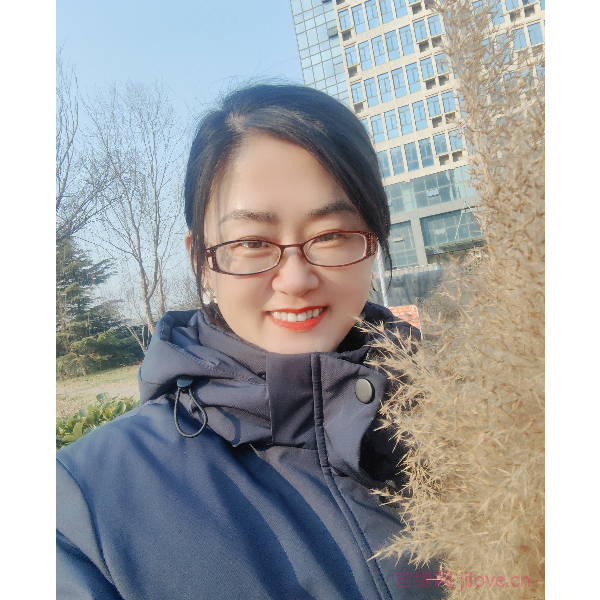 江苏42岁单身美女真诚找对象-南通征婚相亲网
